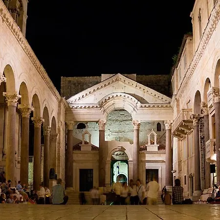 Viking Sweet Apartament Split